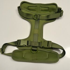 New without tags, Wild One harness in Moss. Size large.